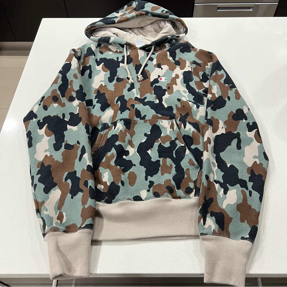 Champion camo hoodie